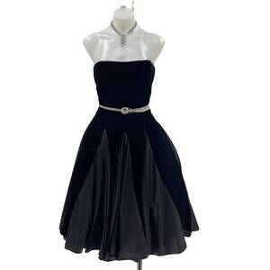 Vintage Black Velvet Cocktail Party Dress: Size S